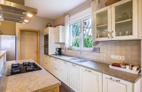 Zagreb House | Lovely home in Zagreb with sauna