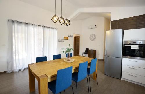 Rasa Villa | Luka's house