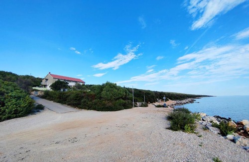 Lun Apartment | Lun Si-Mone House on the Sea and Beach