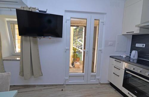 Veli Losinj Apartment | LunaStela