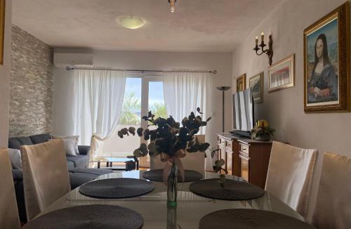 Kamen Apartment | Luxardo