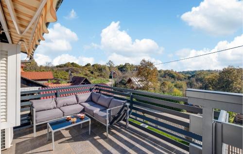 Lekenik House | Luxurious Home In Brezane Lekenicke With Private Swimming Pool, Can Be Inside Or Outside