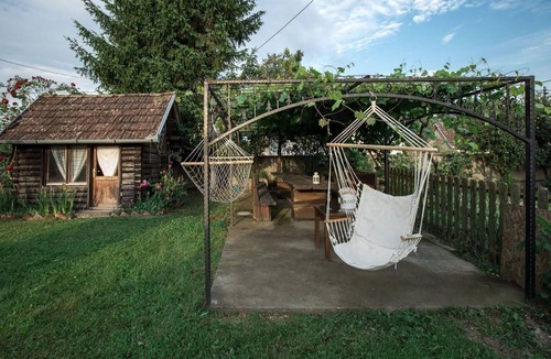 Gornji Bogicevci House | Luxurious home in Gornji Bogicevci with sauna