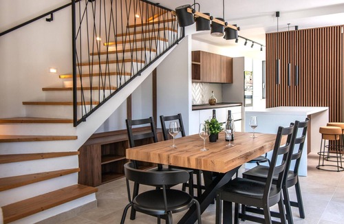 Bartici House | Luxurious home in Bartici with sauna