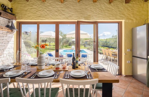 Kastel House | Luxurious home in Buje