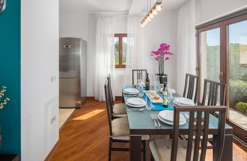 Kastel House | Luxurious home in Buje