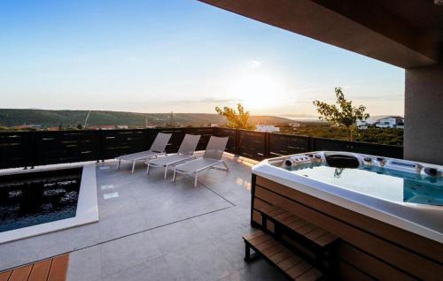 Debeljak House | Luxurious Home In Debeljak