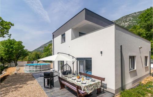 Vinodolska opcina House | Luxurious Home In Drivenik