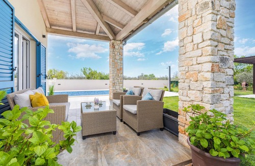 Gajana House | Luxurious home in Gajana