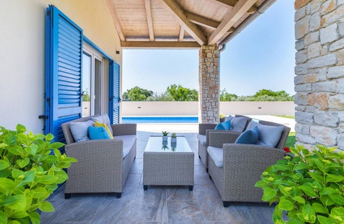 Gajana House | Luxurious home in Gajana