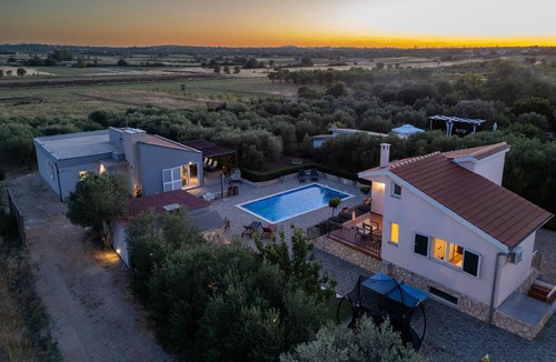 Polaca House | Luxurious home in Polaca