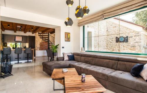 Poljica House | Luxurious Home In Poljaci