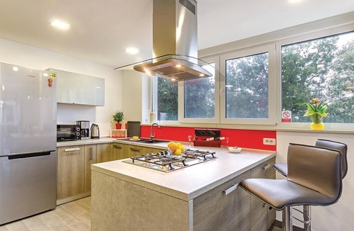 Sisan House | Luxurious home in Pula