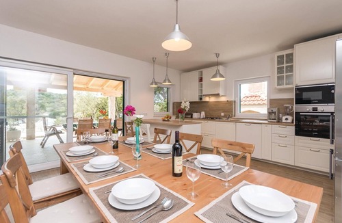 Verunic House | Luxurious home in Verunic with private swimming pool, can be inside or outside