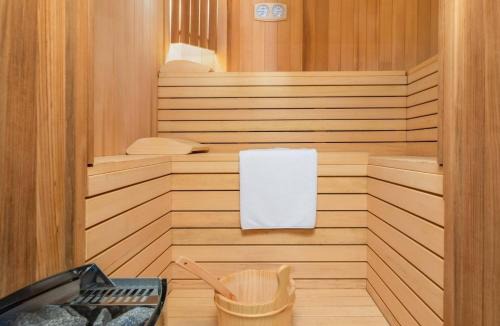 Slatine Villa | Luxury beachfront villa Sensation Ciovo with pool & jacuzzi