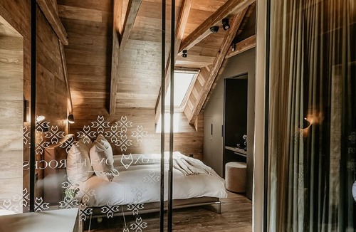 Ukanc House | Luxury Chalet With Jacuzzi at Lake Bohinj