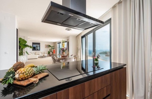 Municipality of Dubrovnik Apartment | Luxury penthouse with the view to the whole Dubrovnik Old town