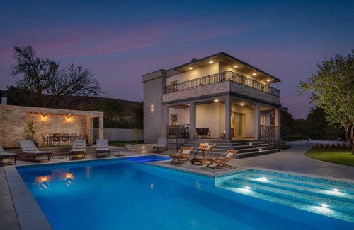 Dicmo Villa | Luxury Pool Villa Dali, Sičane, Croatia