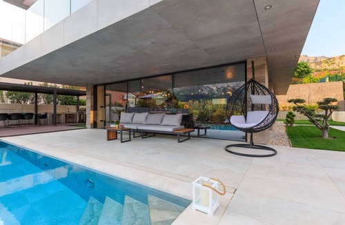 Jurandvor Villa | Luxury Villa Elite with heated pool, sauna, jacuzzi & gym
