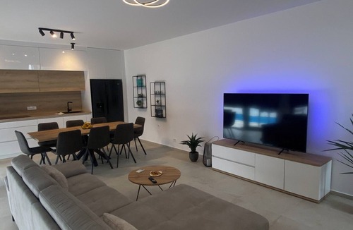 Mandre House | Luxury Villa in Mandre, Croatia, for 6–8 people, with a pool, ocean view, and rooftop terrace
