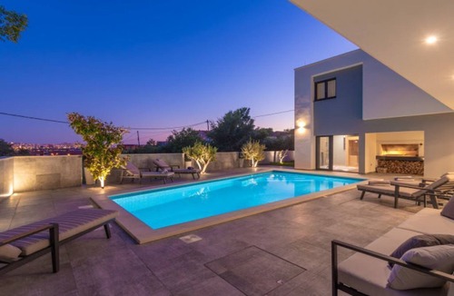 Solin Villa | Luxury Villa IN with Heated Pool,Jacuzzi and Sauna,Split