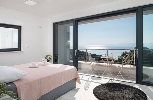 Brela Villa | Luxury Villa Ivana Brela heated pool 28 m2, gym, bbq, family