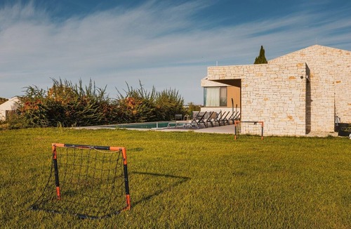Brtonigla House | Luxury villa with a swimming pool Brtonigla, Novigrad (K-26966)
