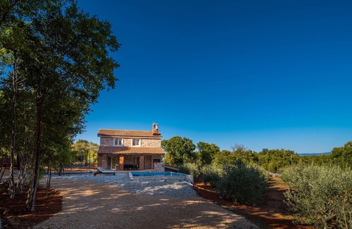 Risika House | Luxury villa with a swimming pool Risika, Krk (K-17410)