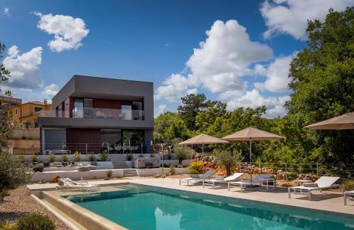 Vrbnik Villa | Luxusvilla Moana mit Olivenhain