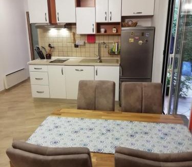Komiza Apartment | M&D Potok