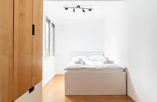 Siska District Apartment | Manti Apartment
