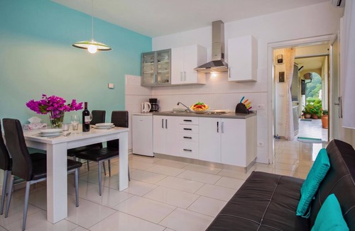 Marceljani Apartment | Marisa Olive Grove - App Luna, Labin, Croatia