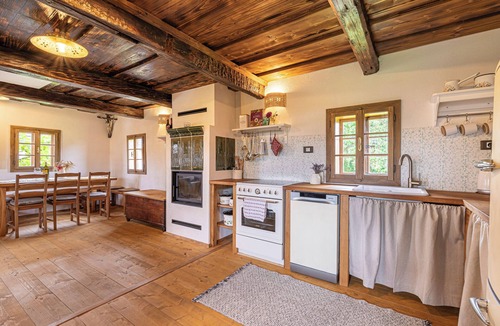 Metlika Ski Chalet | Mimi Cottage w/Sauna near Kolpa River, Gradac, Slovenia
