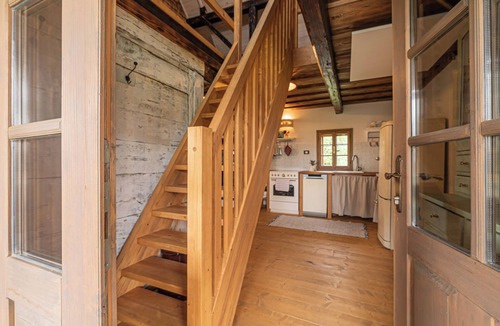 Metlika Ski Chalet | Mimi Cottage w/Sauna near Kolpa River, Gradac, Slovenia