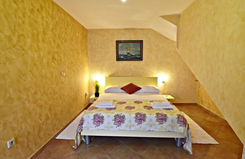 Tar Apartment | Modern air-conditioned apartment Tar-Poreč FIORELA1 pool Wi-fi game room