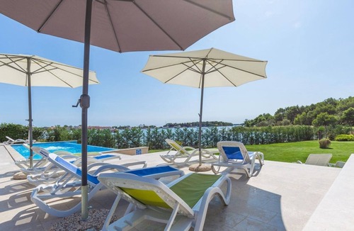Medulin Other | Modern apartment with balcony, sea and pool view for a couple in Medulin