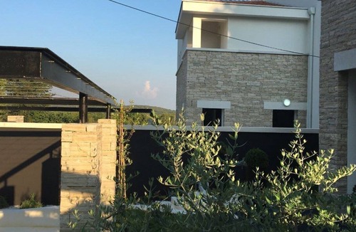 Rovinjsko Selo Villa | Modern villa with pool; group & big family friendly; maximum 12 people