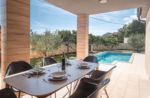 Segotici House | Modern villa with heated private pool in a quiet location near Pula