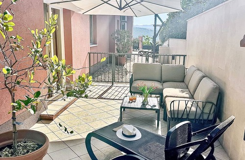 Volosko Apartment | Modernes Apartment mit großer Terrasse und Grill by Interhome