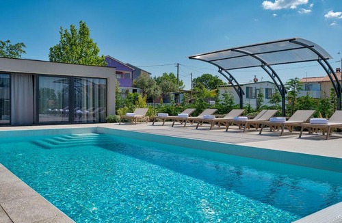 Pula Apartment | Modernly decorated House in Pula