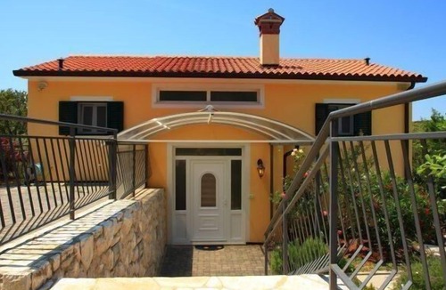 Ripenda Kosi House | Modernly equipped holiday home in a quiet location