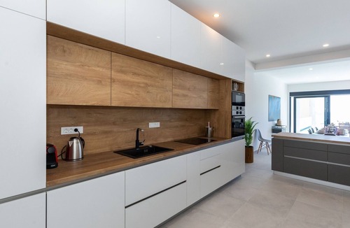 Veliko Brdo Villa | NEU Moderne Luxusvilla ARA in Makarska Mit Pool, Meerblick und Traumterrassen