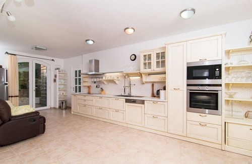 Mirce Villa | NEW! 10 Persons Villa With Pool at Island Brac