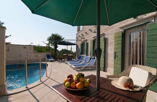 Mirce Villa | NEW! 10 Persons Villa With Pool at Island Brac