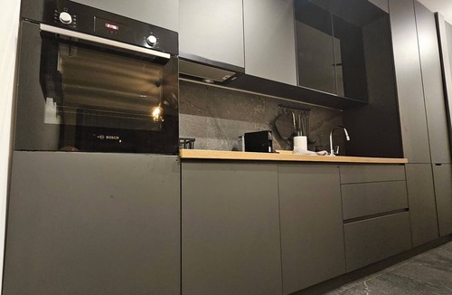 City Center Apartment | New building -City Center -Enjoyable New 2-bedroom apartment with Parking in Niš