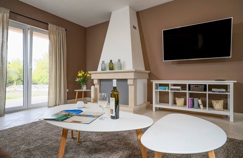 Rudina Villa | New holiday villa Milla with private pool and spacious garden