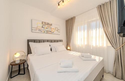 Privlaka Villa | New Luxury Villa with private pool - by TA Leut Agency