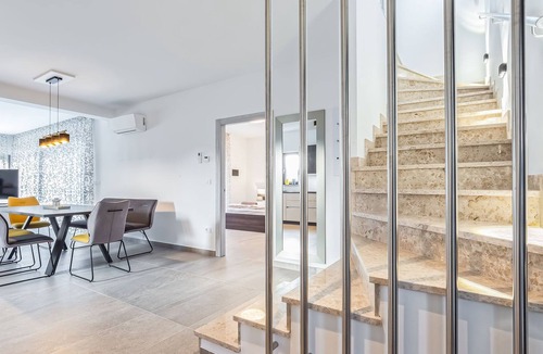 Mali Maj Villa | New modern stylish villa with outdoor pool