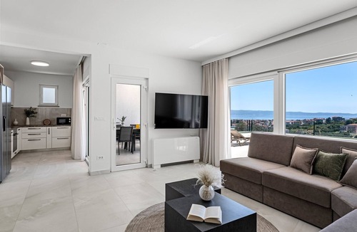 Kamen Villa | New! Seaview Villa Mare: Your Perfect Coastal Getaway