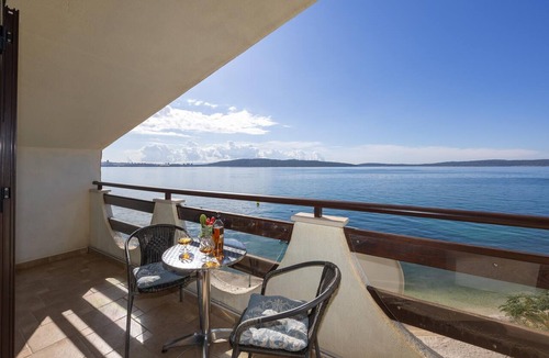 Kastel Kambelovac Apartment | Nice apartment in Kastel Kambelovac